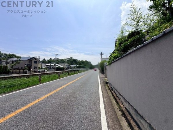 宝塚市野上３丁目の土地