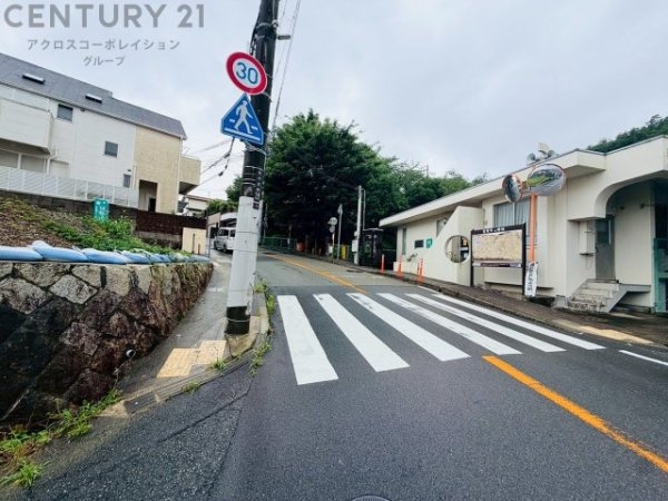川西市松が丘町の土地