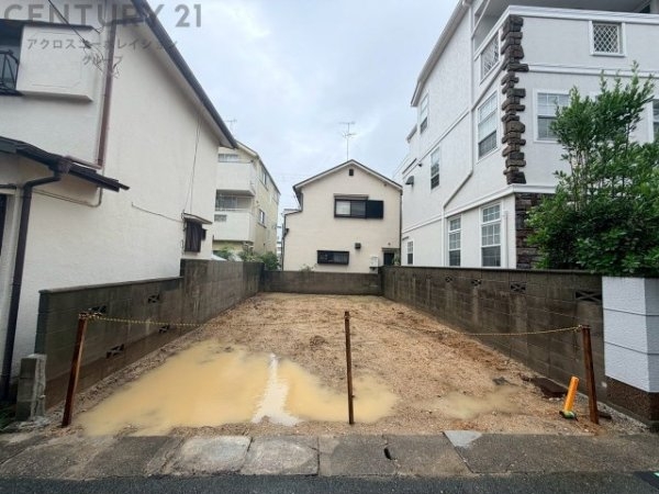 宝塚市高台1丁目新築一戸建て
