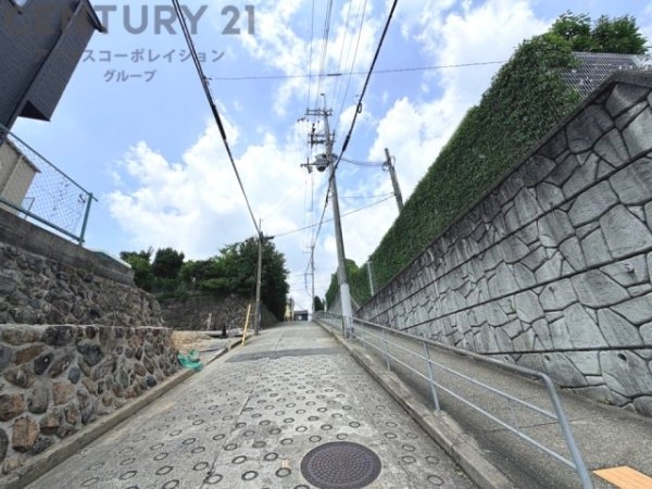 川西市花屋敷1丁目新築一戸建て