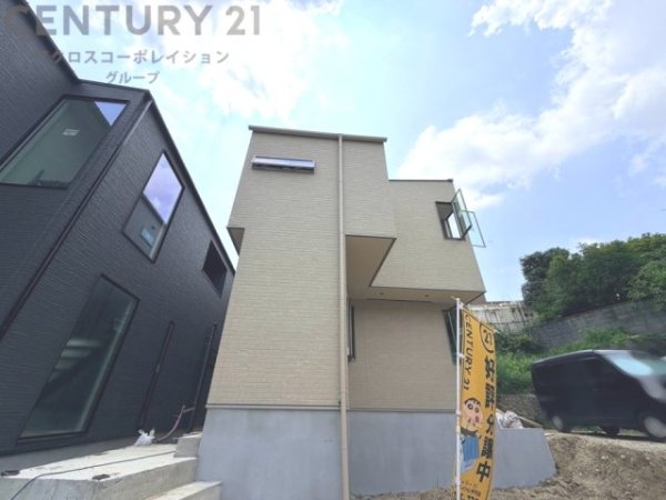 川西市花屋敷1丁目新築一戸建て