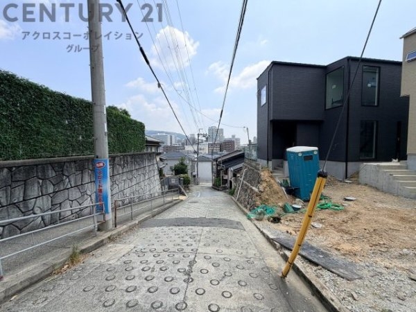 川西市花屋敷1丁目新築一戸建て
