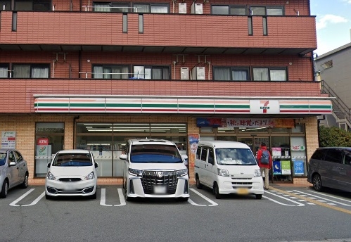 アジュール宝塚南口(セブンイレブン宝塚湯本町店)