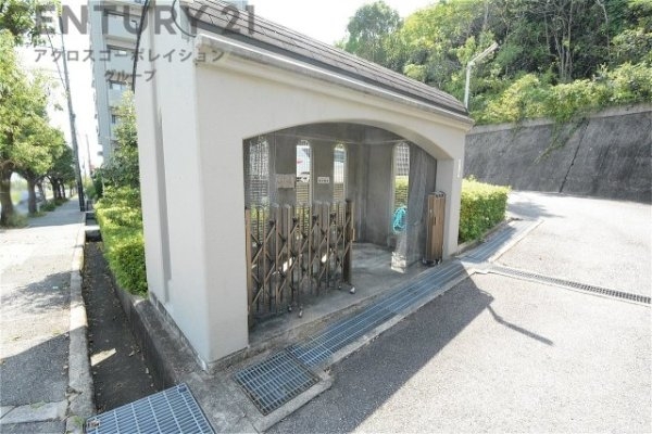 ツウィング宝塚中山弐番館