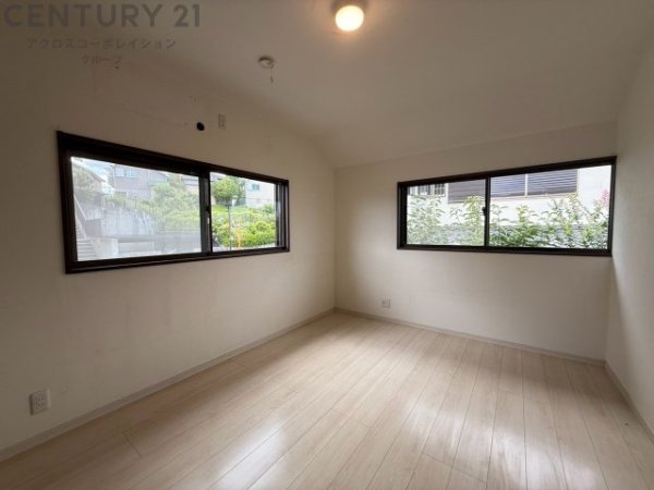 川西市緑台１丁目の中古一戸建て