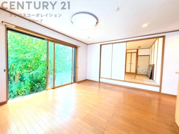 川西市大和東２丁目の中古一戸建て