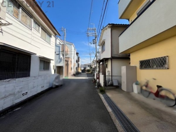 伊丹市荻野西２丁目の中古一戸建て