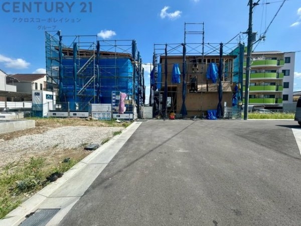 宝塚市山本野里1丁目　全2区画