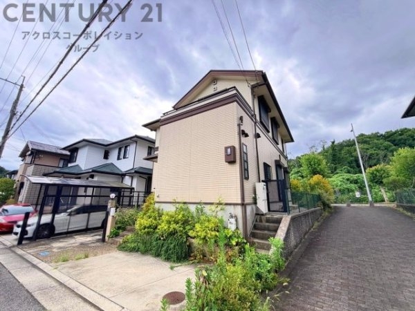 川西市南野坂２丁目の中古一戸建て