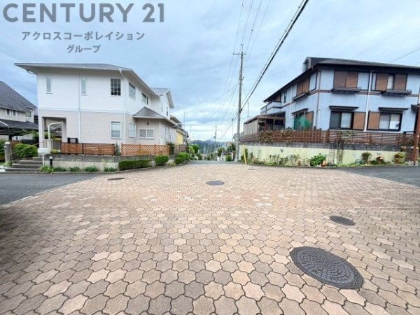 川西市丸山台３丁目の中古一戸建て