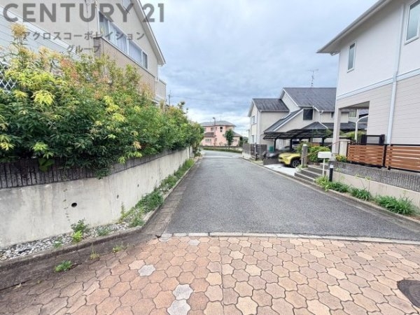 川西市丸山台３丁目の中古一戸建て