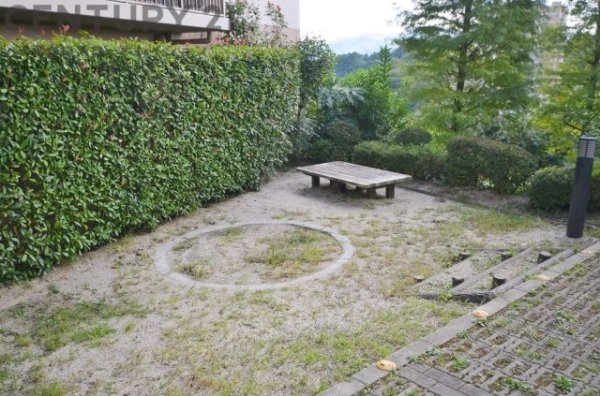 阪急日生ニュータウン花咲く丘の街A棟