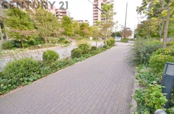 阪急日生ニュータウン花咲く丘の街A棟