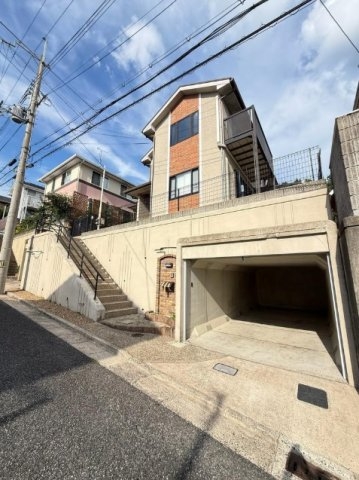 川西市丸山台3丁目中古戸建