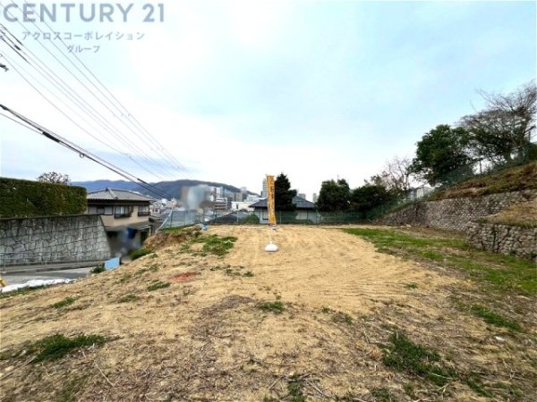 川西市花屋敷１丁目新築一戸建て