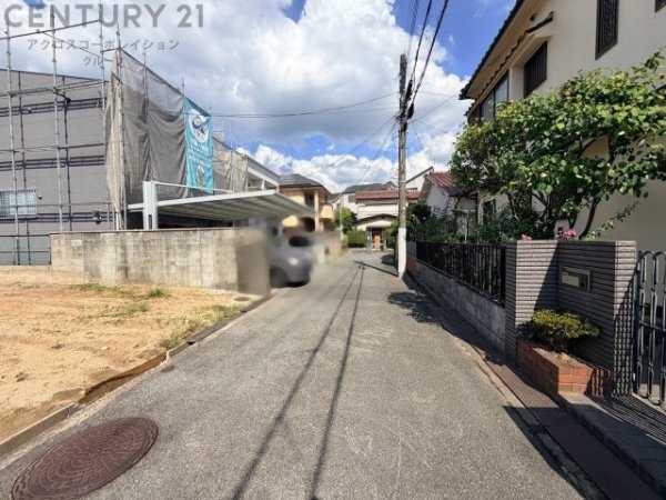 川西市南花屋敷３丁目売り土地