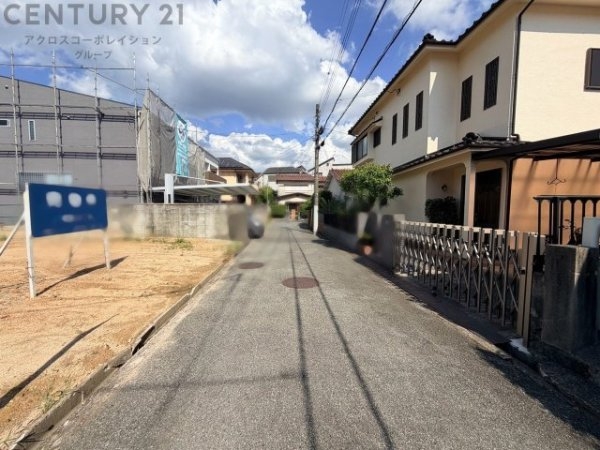 川西市南花屋敷３丁目売り土地