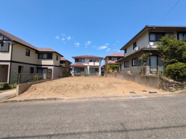 川西市南野坂1丁目売り土地