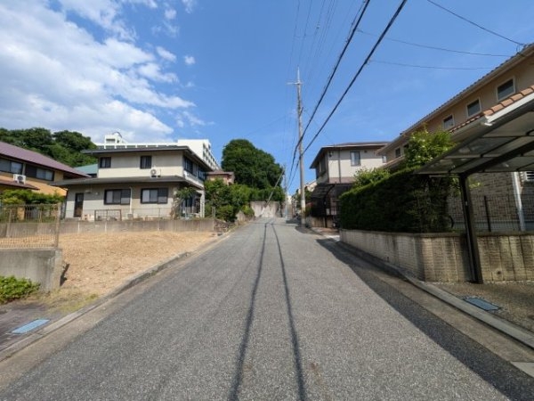 川西市南野坂１丁目の土地