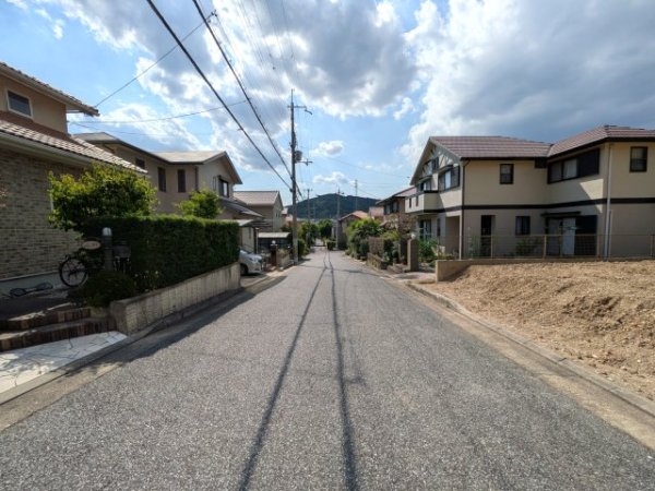 川西市南野坂１丁目の土地