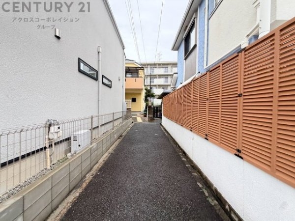 伊丹市行基町２丁目の中古一戸建て