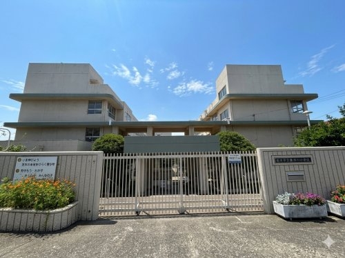 茨木ICOCITYWestCourt(茨木市立西河原小学校)