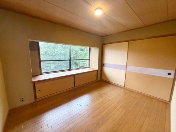 宝塚市逆瀬台６丁目の中古一戸建て