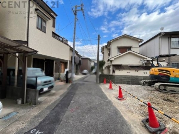 川西市南花屋敷４丁目の土地