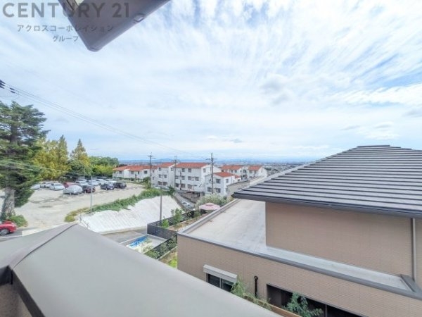 宝塚市雲雀丘１丁目の中古一戸建て