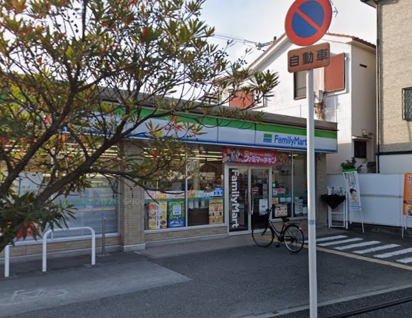 リーブルガーデン豊中市城山町1丁目(ファミリーマート豊中城山町店)