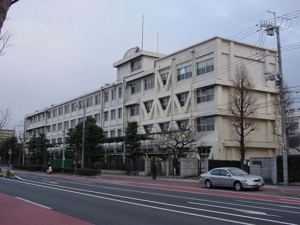 武庫川はなのまち30号棟(西宮市立 西宮東高等学校)