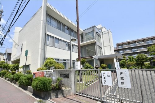 西宮市苦楽園六番町の土地(芦屋市立図書館大原分室)