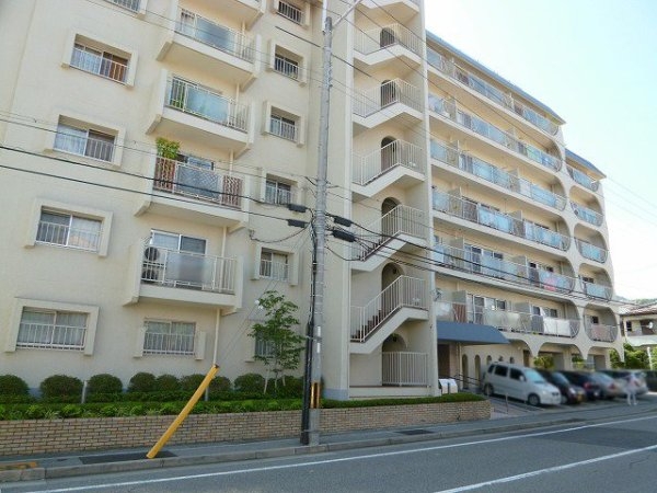 鐘紡夙川台マンション