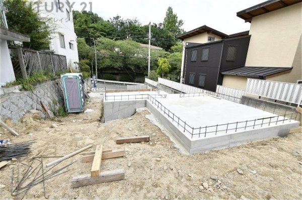 西宮市苦楽園四番町新築一戸建て