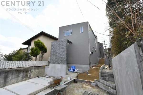 西宮市苦楽園四番町新築一戸建て