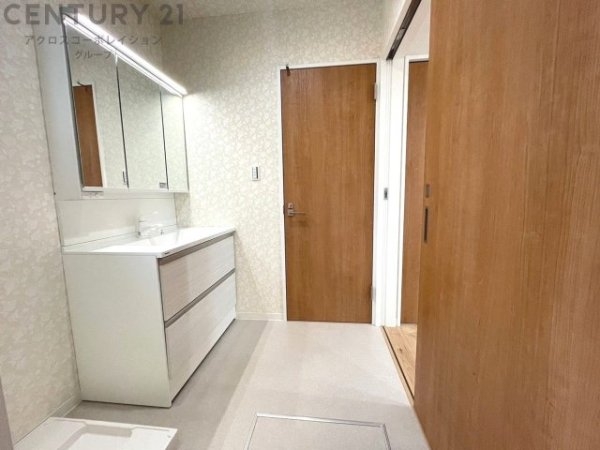 西宮市苦楽園二番町の中古一戸建て
