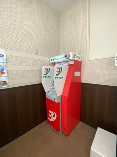 ジークレフ青木(セブン銀行万代魚崎店共同出張所)
