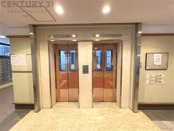 RICウエストコート4番街西棟