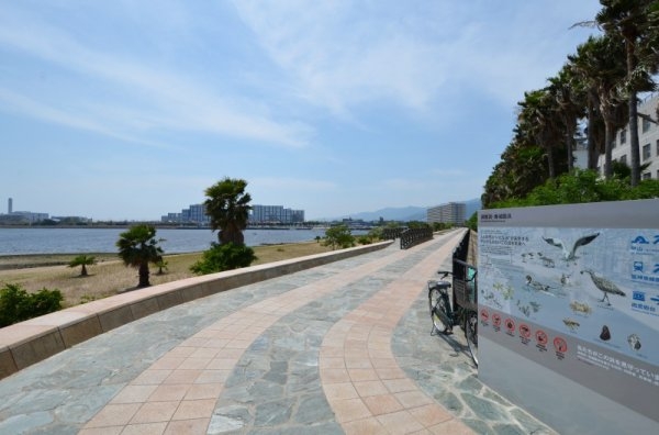 西宮マリナパークシティ桜のまち3番館(御前浜公園)