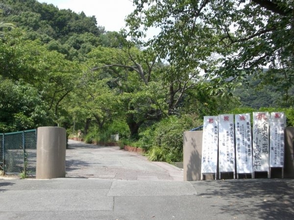 芦屋市三条町の中古一戸建て(芦屋市立山手中学校)