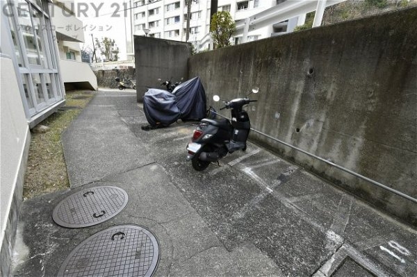 住吉台東住宅6号棟