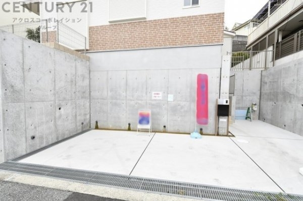 西宮市苦楽園四番町新築一戸建て