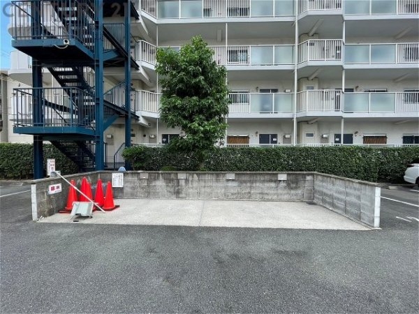 日商岩井香枦園マンション２号棟