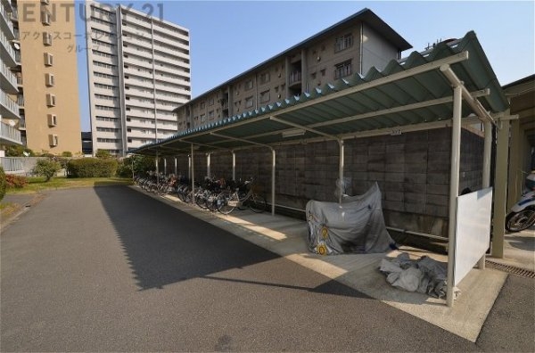 日商岩井香枦園マンション２号棟