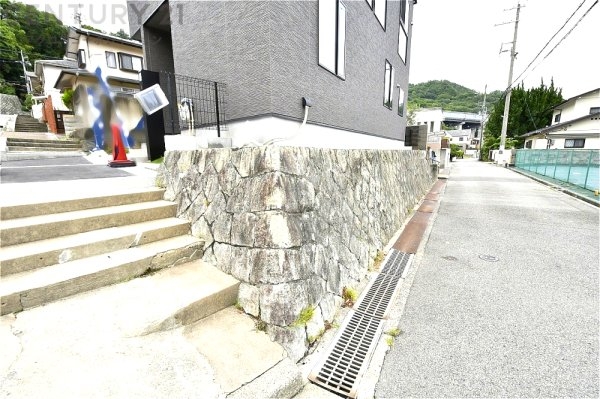 西宮市青葉台1丁目新築一戸建て