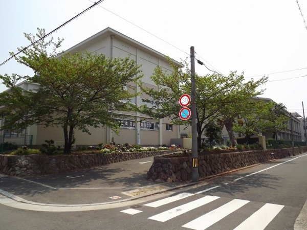 芦屋市南宮町の土地(芦屋市立精道中学校)