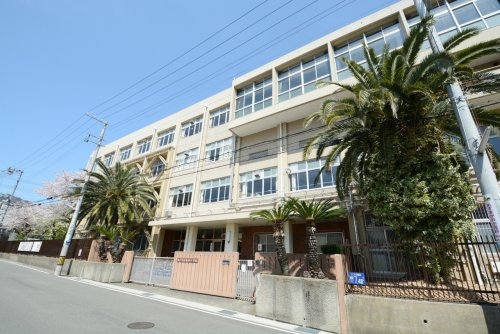 グラン・フェルティ本山(神戸市立福池小学校)