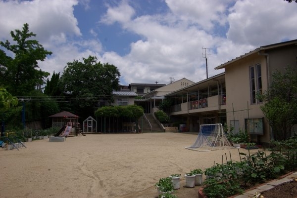 朝日ヶ丘コーポ(芦屋市立岩園幼稚園)