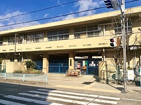 西宮市上甲子園4丁目の土地(西宮市立春風小学校)