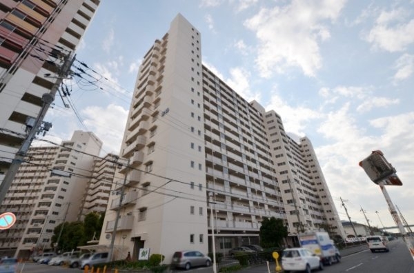 武庫川あおぞらのまち25号棟